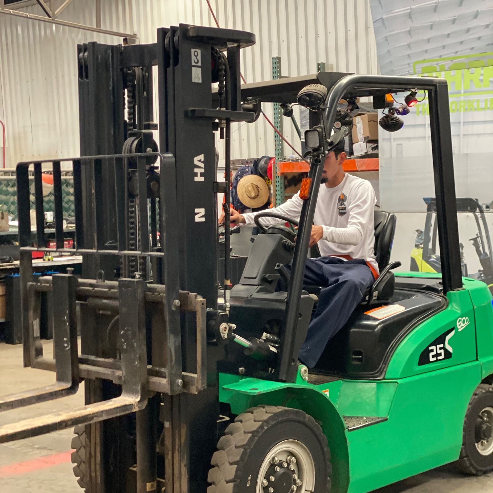 Curso para operadores de montacargas - imagen principal